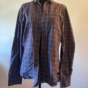 Men’s size large Tommy Hilfiger button-down shirt blue with white and red p6